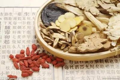 中医药传承之路，听听专家怎么说